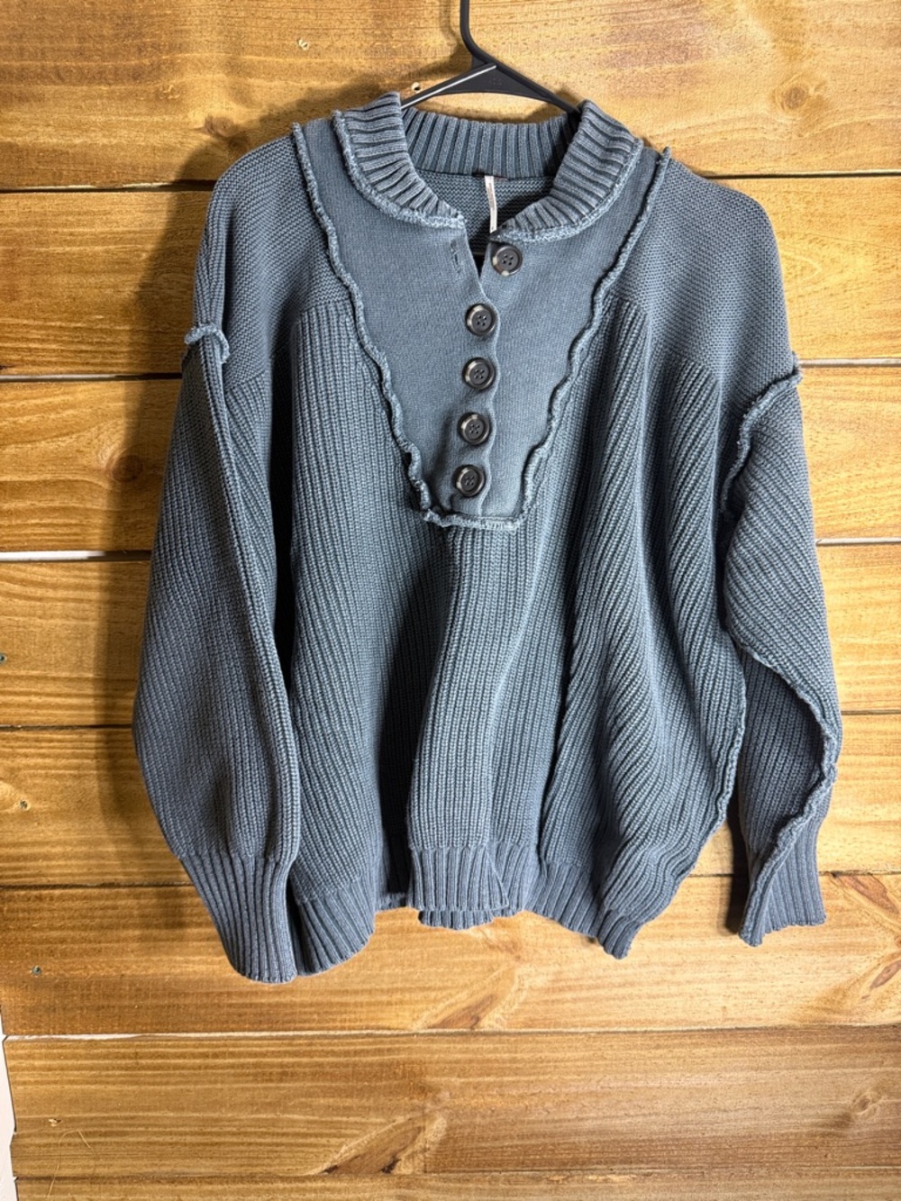 Free People Overwized Women’s Slate Gray Button Henley Knit Sweater Size Small